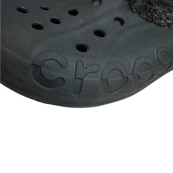 ❄️ Crocs fur lined Clogs sandals black in size 12 Mens - Picture 7 of 11